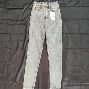 Chipre High Waist Grey Skinny Jeans